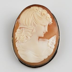 Otsby Barton Cameo in Sterling Silver